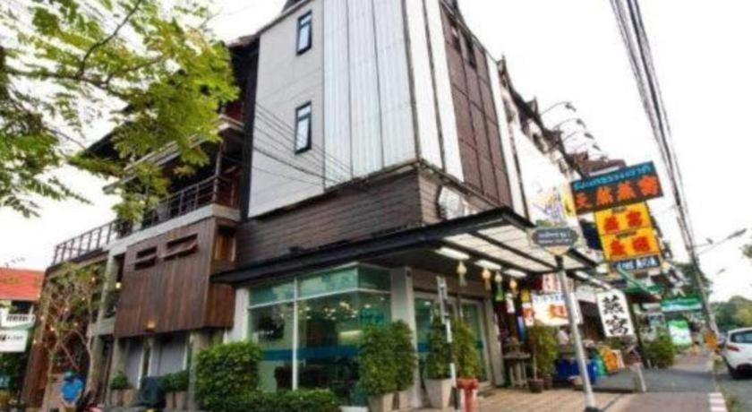 The Arak Bed Bar And Hostel Chiang Mai Eksteriør bilde