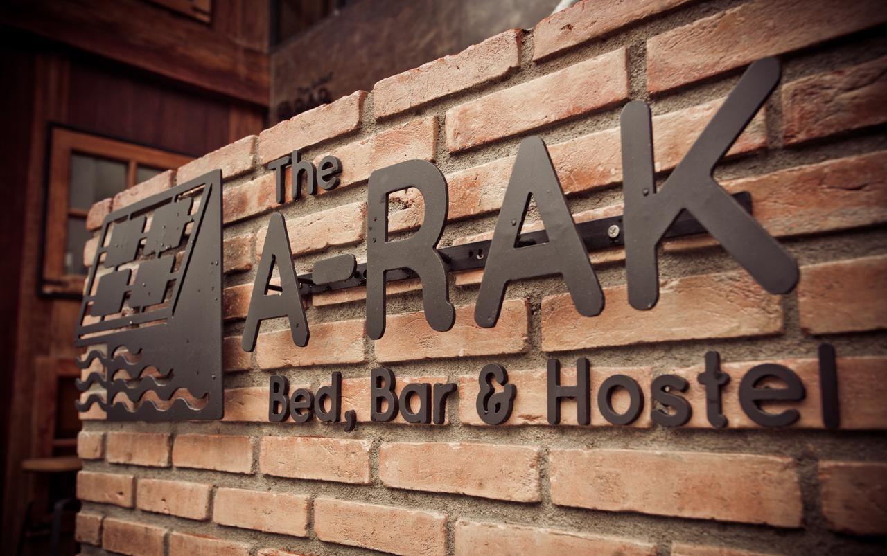 The Arak Bed Bar And Hostel Chiang Mai Eksteriør bilde