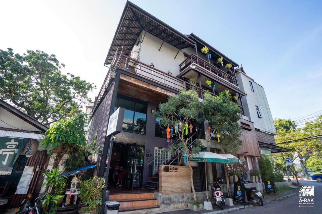 The Arak Bed Bar And Hostel Chiang Mai Eksteriør bilde